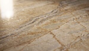 Marmur bez woskowania: ten jeden produkt przywraca mu blask na tygodnie